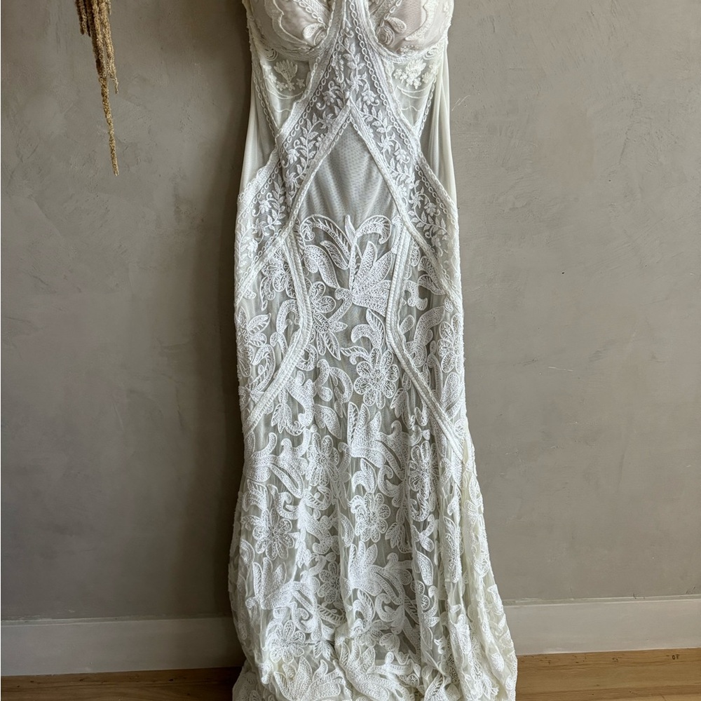 Rue De Seine Poppystardust Wedding Dress - Picture 4 of 9